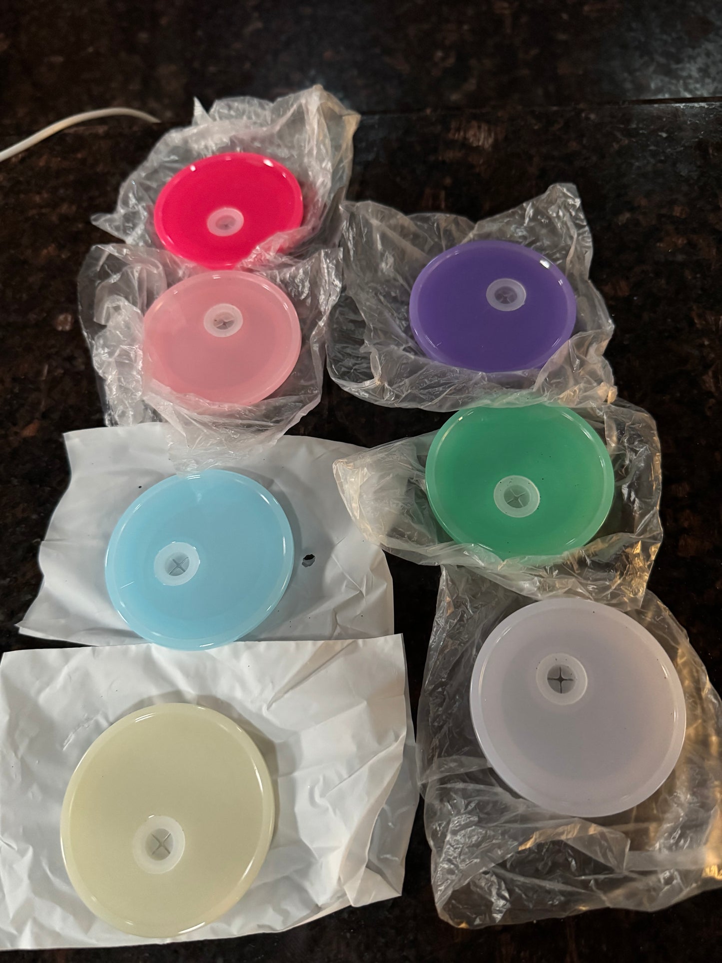Plain Color Lid